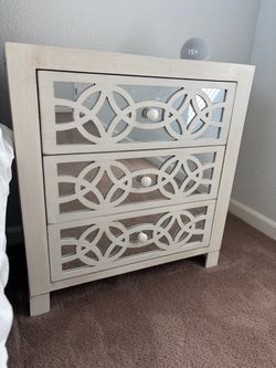 Mirrored 3-Drawer Nightstand White Wood