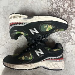 Bape New Balance Size 8 No Box Like New