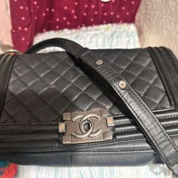 Chanel Lambskin Lined Black Hand Bag 