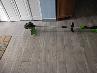 Greenworks 15 inch 47v Powerall line trimmer