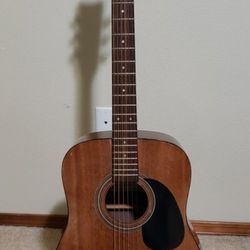 Hohner HW 300G  Acoustic Guitar and Carrying Gig Bag