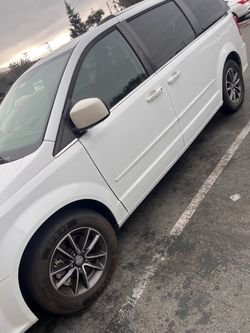 2017 Dodge Caravan/Grand Caravan