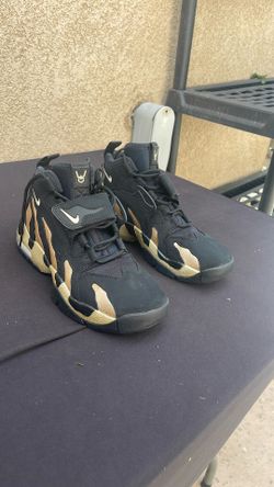 Nike Size 8.5 Air DT Max