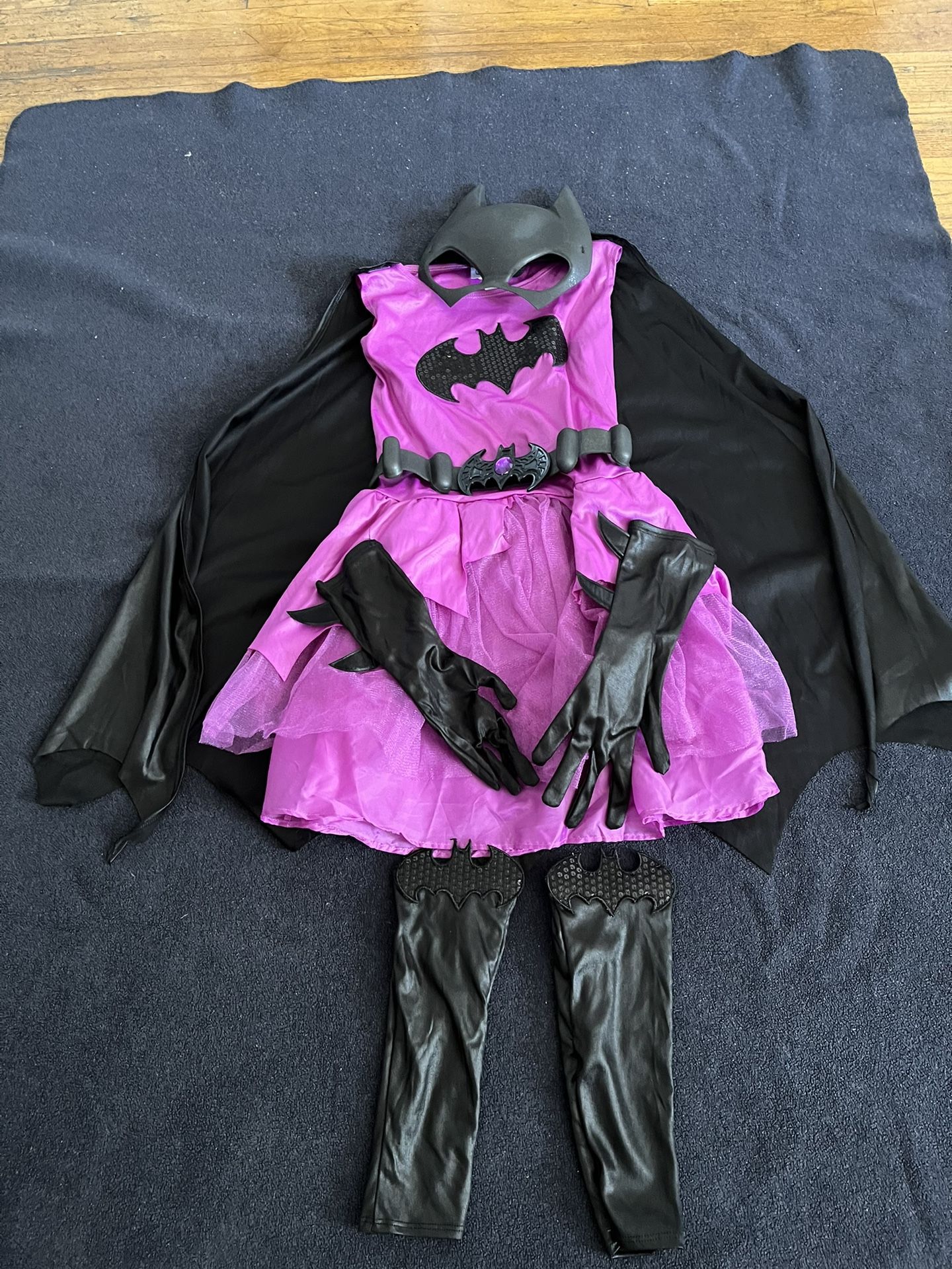 Bat Girl Child Large Used In Good Condition Asking $20. Or OBO