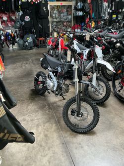 2025 SSR 125SE