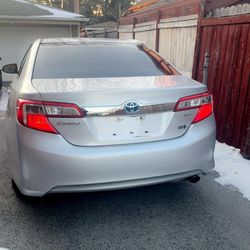 Toyota 2013 Hybrid LXE Hybrid 