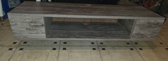 Wall shelf