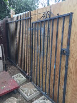 Puerta Y Fence