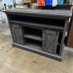 TV STAND UP TO 60” ASSEMBLED 