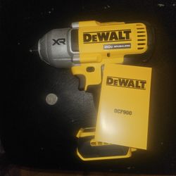 New DEWALT 20V 1/2 in. Impact Wrench (Tool Only FIRM 200)