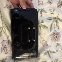 Kate Spade Black Rubber Wallet 