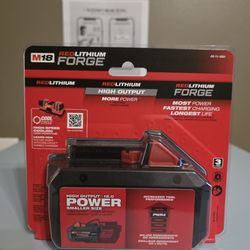Milwaukee M18 Redlithium Forge XC 8.0Ah Battery Pack (48-11-1881)