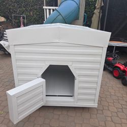 Dog House 