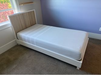 West Elm Kids Quinn Twin Bed + Leesa Youth Twin Mattress – Excellent Condition