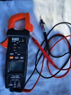 Klein Tools Digital Clamp Meter, AC Auto-Ranging TRMS, Low Impedance (LoZ) Mode