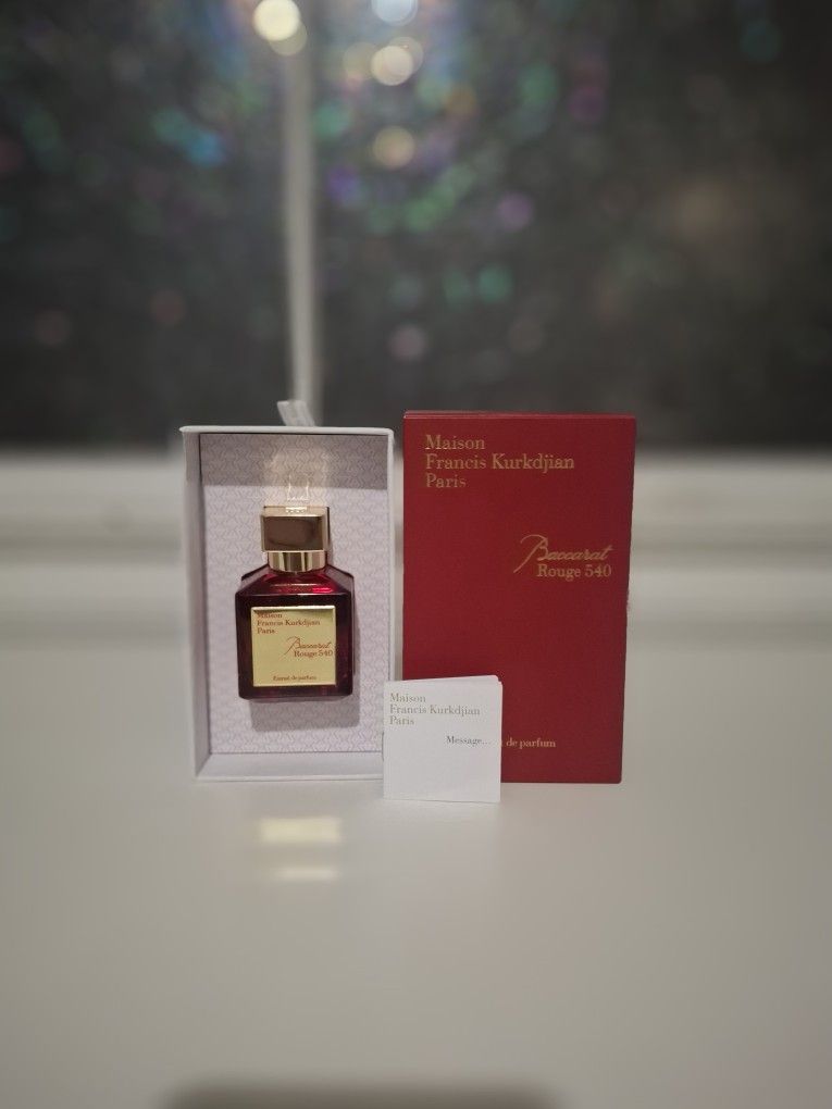 Baccarat Rouge 540 Extrait De Parfum