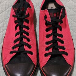 Vintage Converse All Stars Red Black