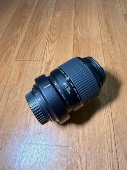 Canon MP-E 65mm f/2.8 1-5x macro lens - EF Mount - Near Mint