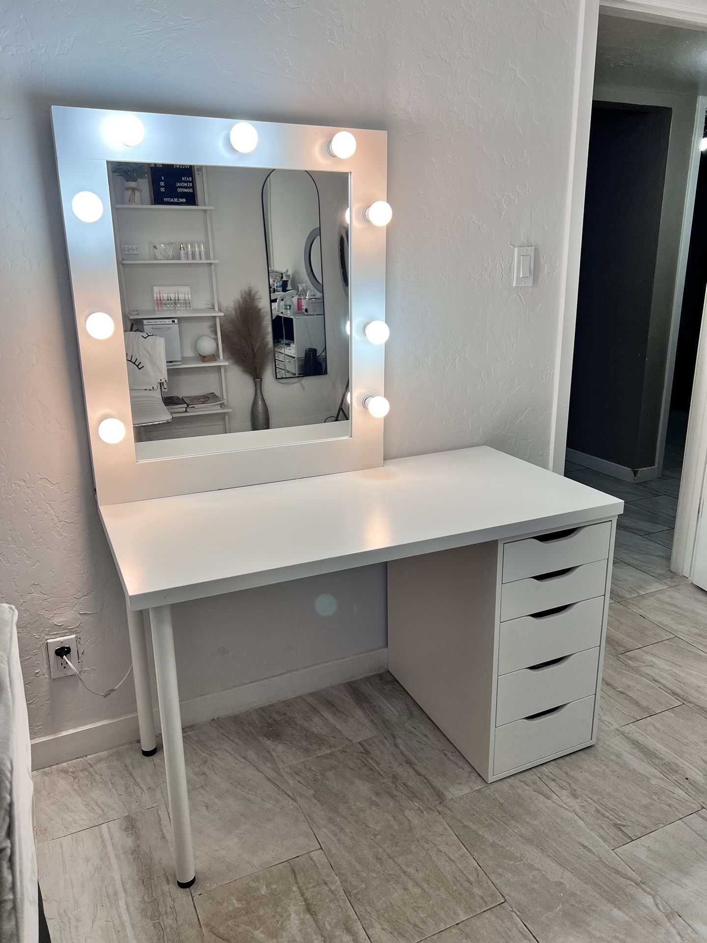 Led Vanity 