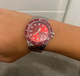 Red Dial Quartz Diver-Style Watch