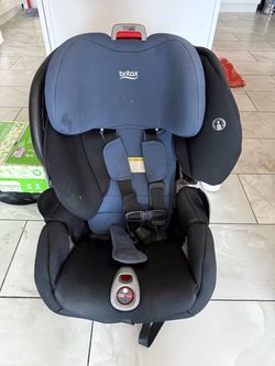 Britax Boulevard ClickTight Convertible Car Seat