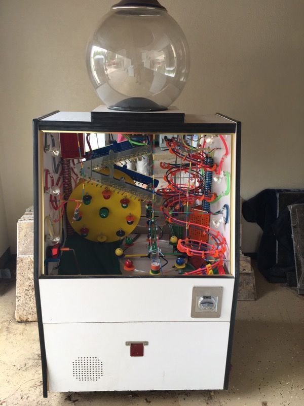 Vintage Woodhouse Oscar's Wild Ride Kinetic Gumball Machine Vending Amusement