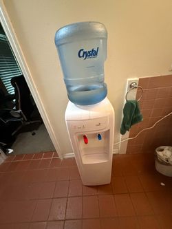 Oasis water dispenser