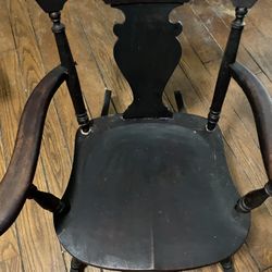 Vintage Rocking Chair Early 1900’s
