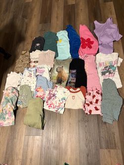 Assorted girl’s clothes (Size medium)