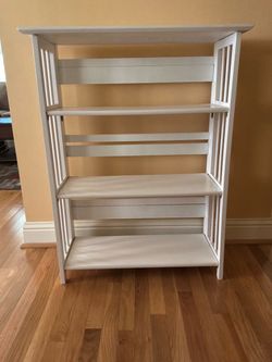 Folding bookshelves