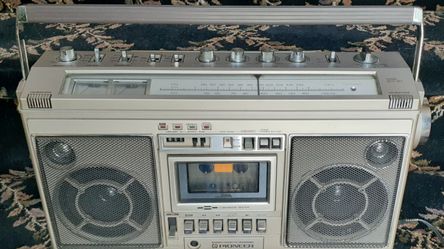  VINTAGE PIONEER SK 31 AM FM CASSETTE PLAYER BOOMBOX   