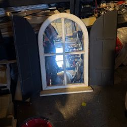 Wall-Hanging Mirror with Doors 