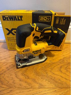 Dewalt XR 20-volt max Brushless Variable Speed Jigsaw (Tool Only) -NEW-