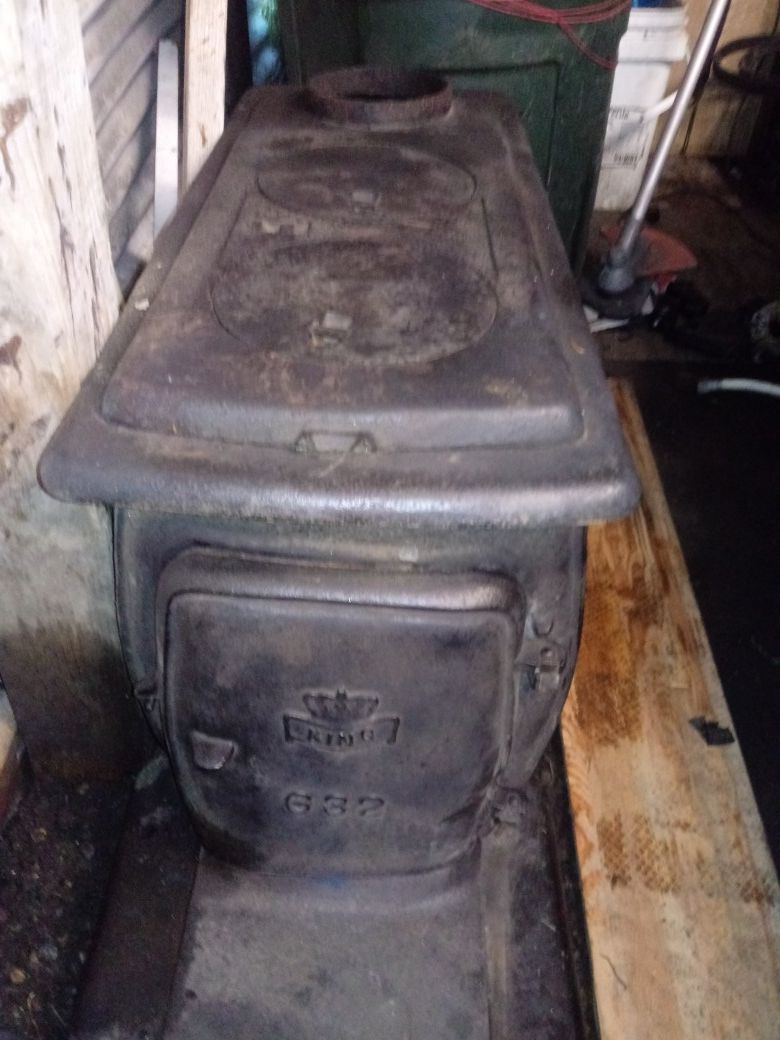 King 632 small shop wood stove for Sale in Centralia, WA - OfferUp