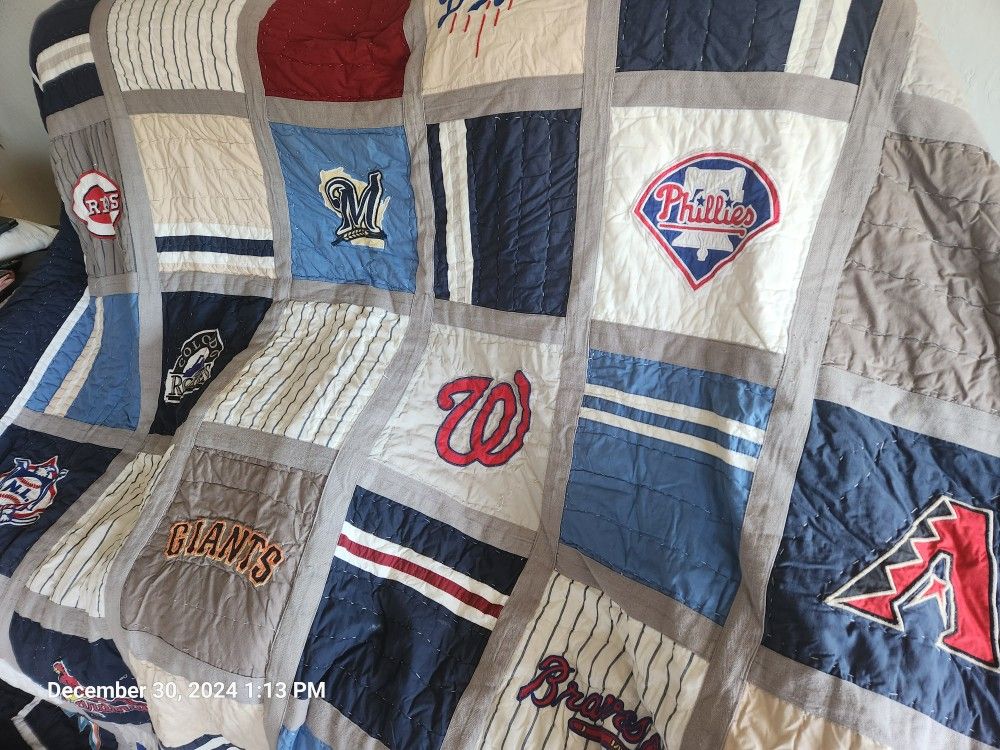 Pottery Barn 'Teen' Patchwork MLB Baseball Quilt