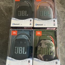 JBL Clip 4 Speakers