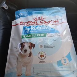Royal Canin Puppy /Chiot  Small/ Petite 14 Lb