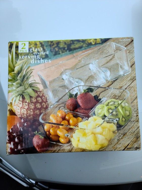 Glass Serving Dishes (2)