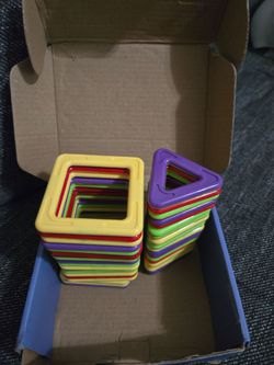 Magnetic building blocks