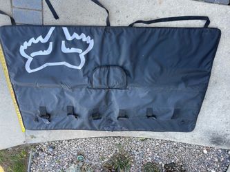 Fox Tailgate Cover/Pad