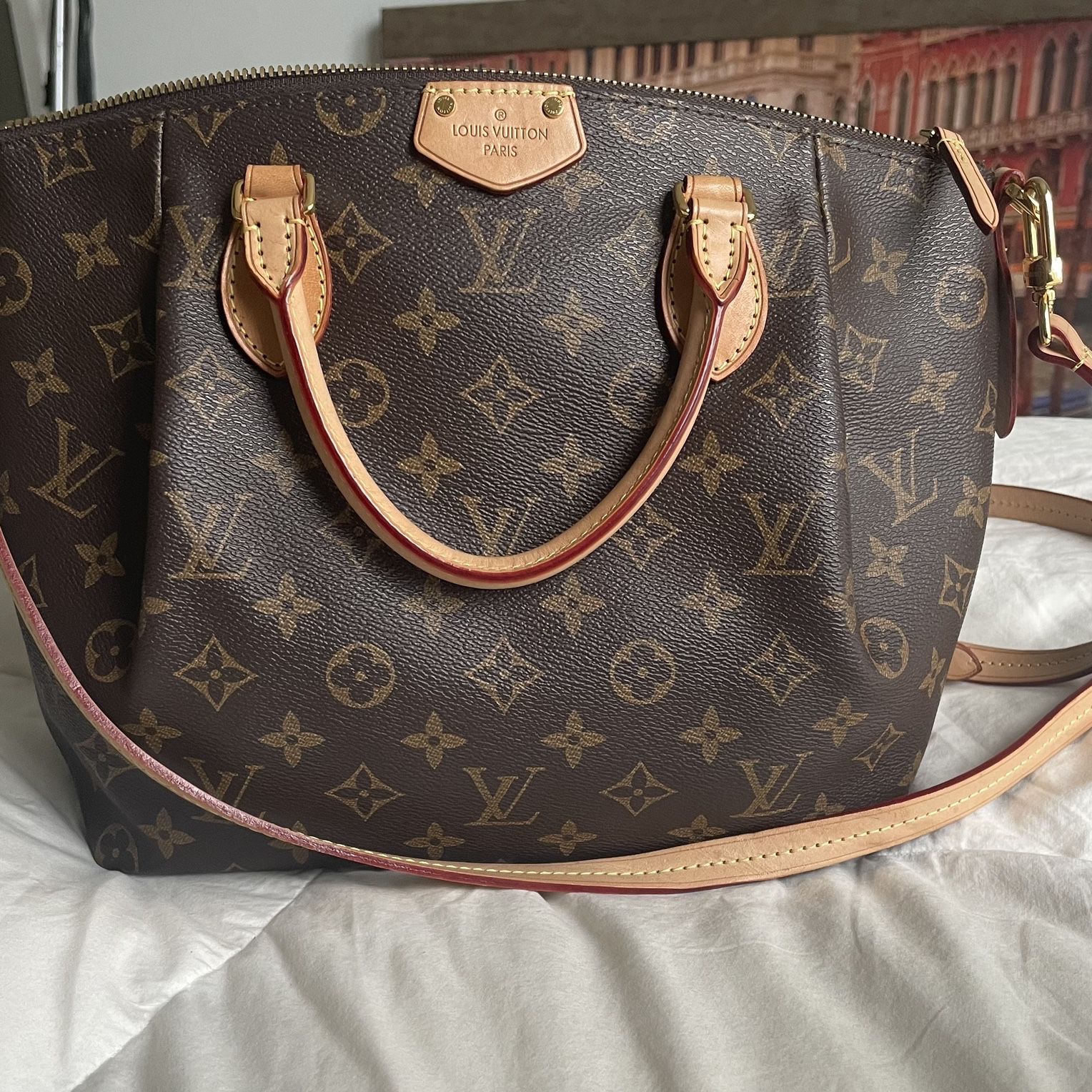 Louis Vuitton Accessory pouch Bucket pouch Brown Monogram for Sale in Fort  Lauderdale, FL - OfferUp