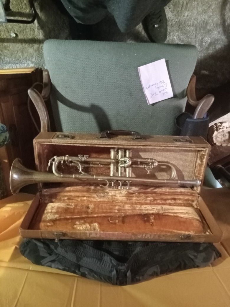 1947 Bach New Yourk 67 Stradivarius Trumpet Model 42