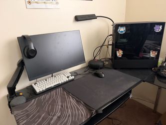 Gaming PC + LG Monitor