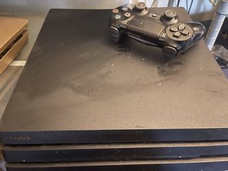 Black PS4 Pro 1TB