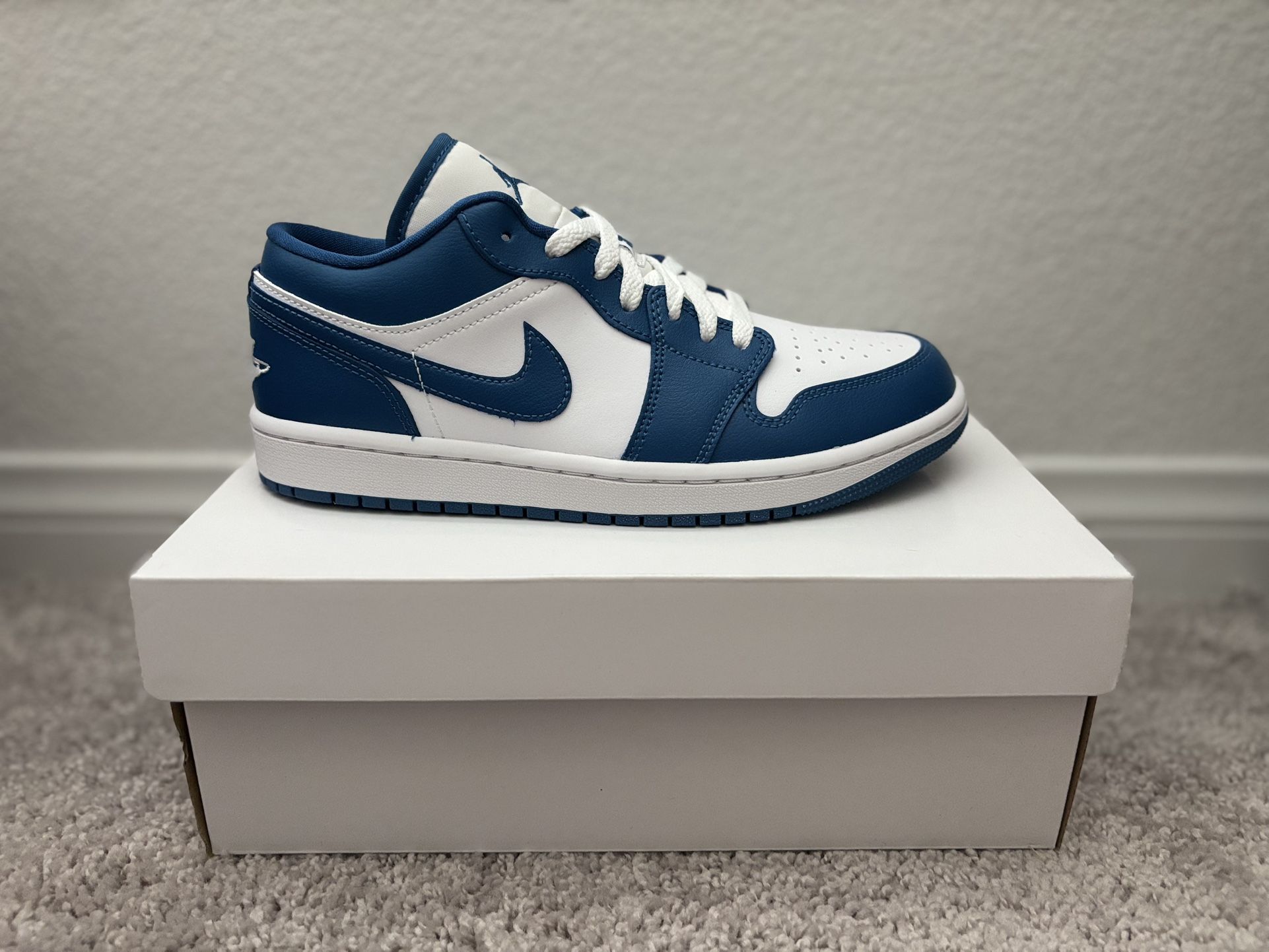 Jordan 1 Low Marine Blue