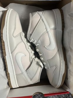 Size 10 Dunk Mids Brand New