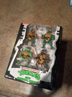 Ninja turtles 87 series brand new in the box $40 pick up in Glendale