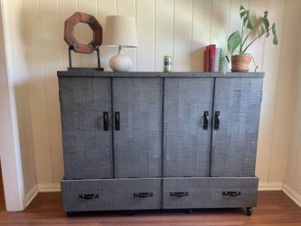 Rolling wood Murphy bed (queen size)
