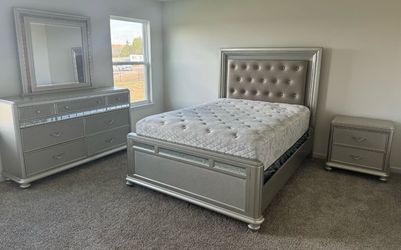 Light grey tufted bedroom set- same day delivery🚚, no credit needed💥