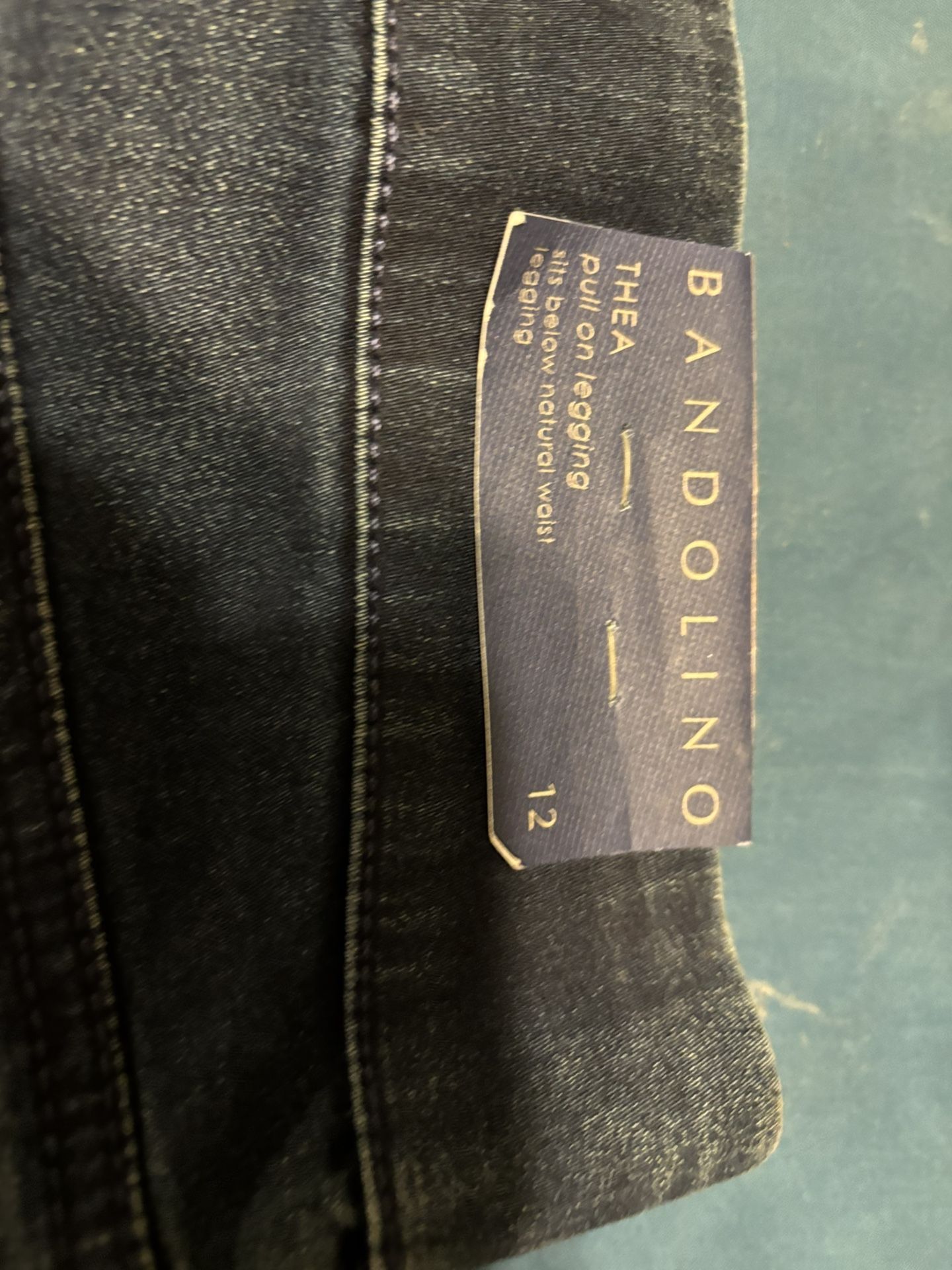 Ladies Bandolino Leggings $12
